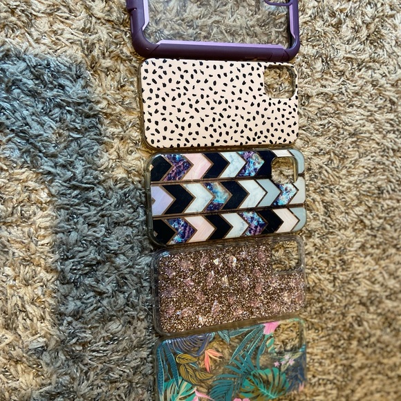 iPhone 11 cases - Picture 2 of 5